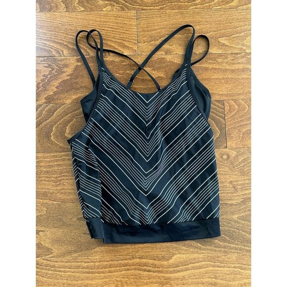 Athleta Chevron Tankini with Underwire 32D/DD Black & White Layered Swim Top NWT - Picture 2 of 8